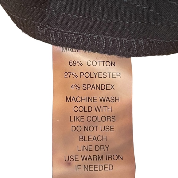 Chaus woman’s black ankle length pull on pants, size medium - Picture 6 of 6